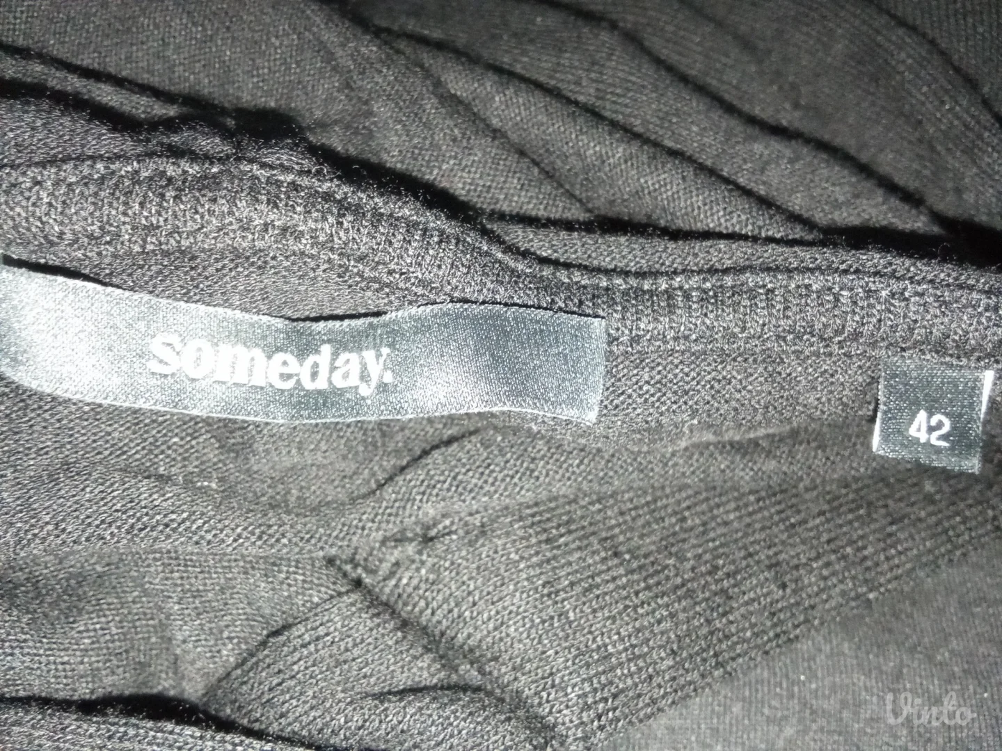 ❤️SOMEDAY❤️CRNA BLUZA SA KAPULJAČOM 42