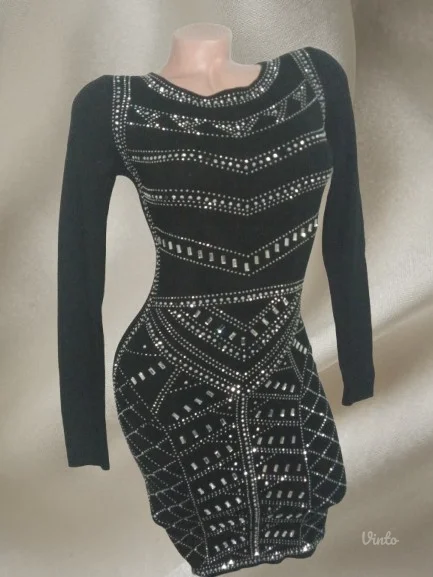 ❤️DIVNA VISKOZNA SVETLUCAVA HALJINA❤️NOVO-S-M