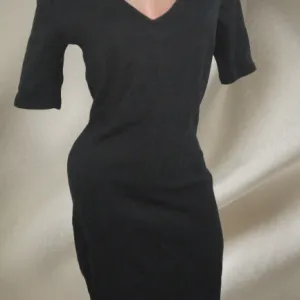 SELECTEDCRNA PAMUCNA HALJINA M