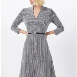 COMMA,NOVO.VRHUNSKA HALJINA 40-L