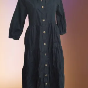 THE SHIRT COMPANY-TEGET PRELEPA HALJINA S-M