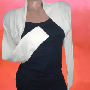 ❤️TALLY WEIJL❤️BOLERO-KARDIGAN S-M