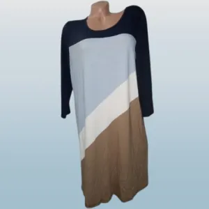 ❤️GINA BENOTTI❤️NOVO-VISKOZNA LEPA HALJINA-M-L