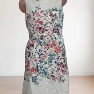 ❤️C&A❤️NOVO-DIVNA BELO-CVETNA HALJINA L-XL