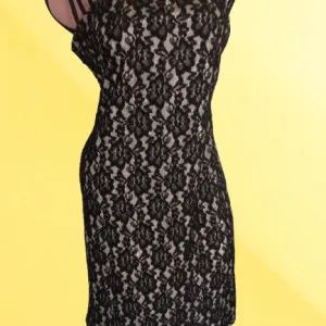 SCARLETT-CRNO ZLATNA OD ČIPKE-NOVO-L-XL