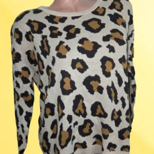 ❤️H&M❤️PAMUCAN ANIMAL DEZEN M-L