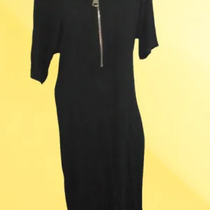 ONE ONE NOVO-KVALITETNA HALJINA SA ZIPOM L-XL