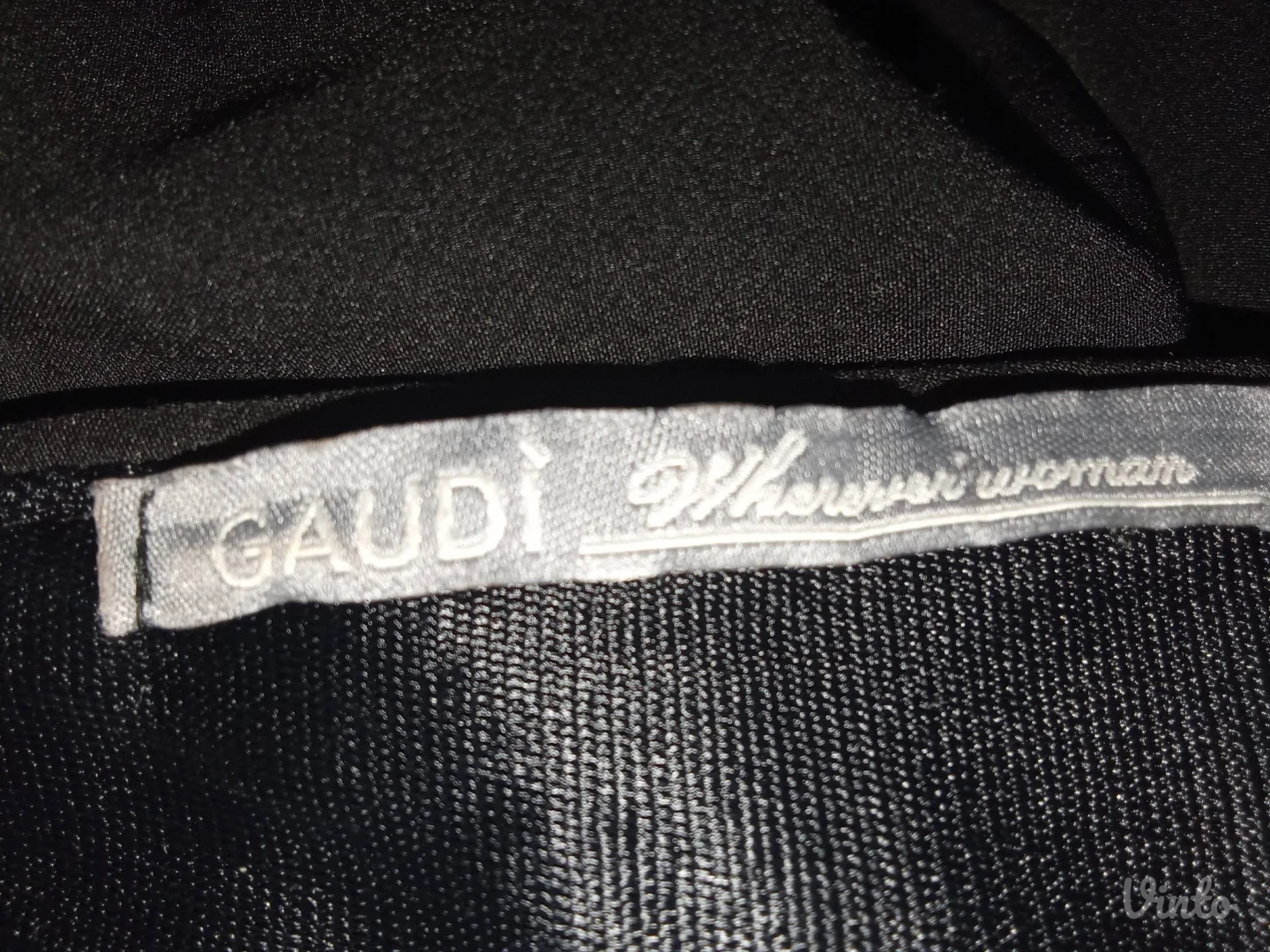 GAUDINOVO-CRNA ELEGANTNA HALJINA S-36