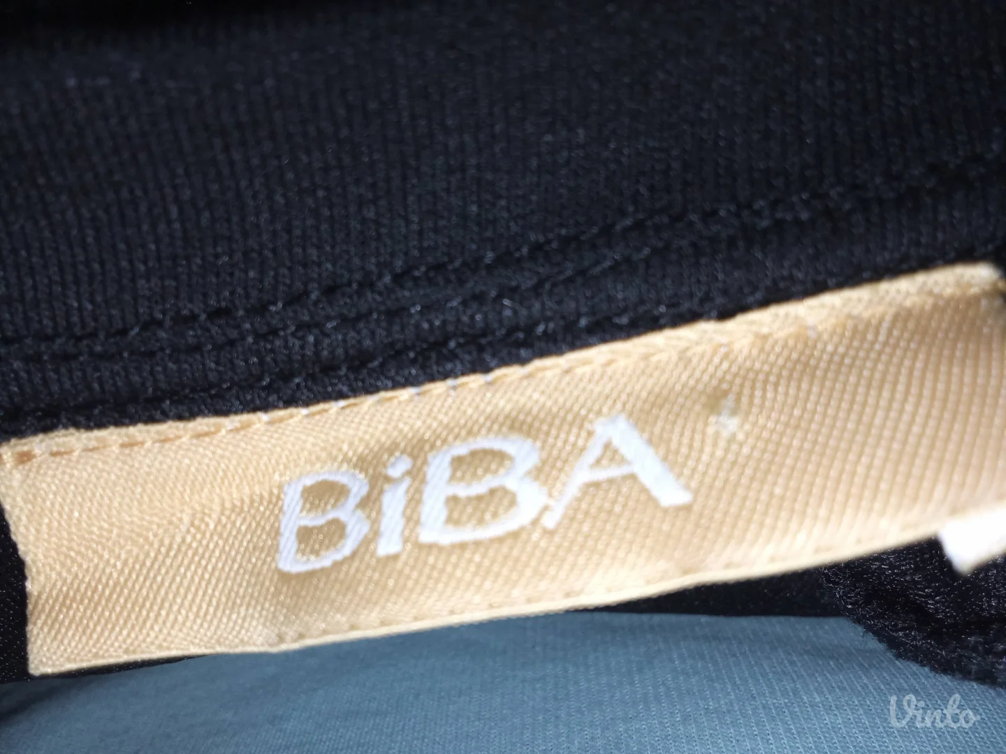 BIBANOVO-CRNA HALJINA SA KOPCAMA S-M