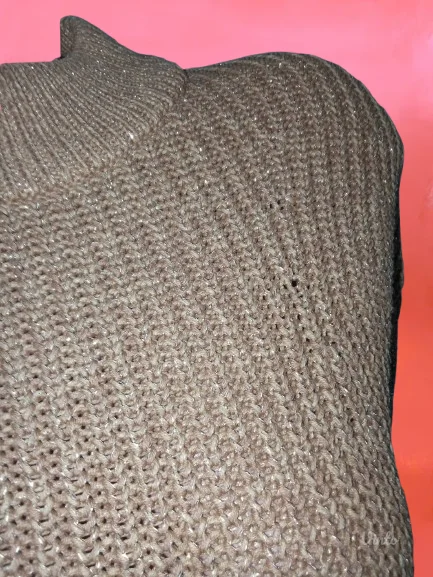 ❤️H&M❤️OKER SVETLUCAV DZEMPER  M-L