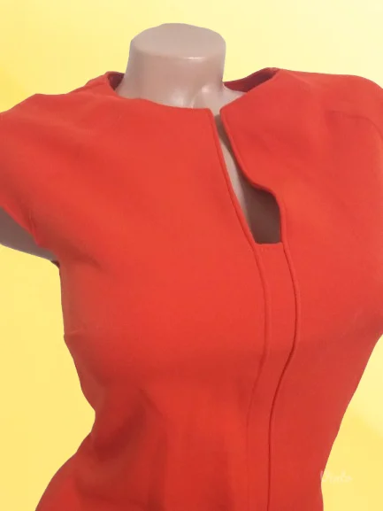 ZARANOVO-CRVENA ELEGANTNA HALJINA XS