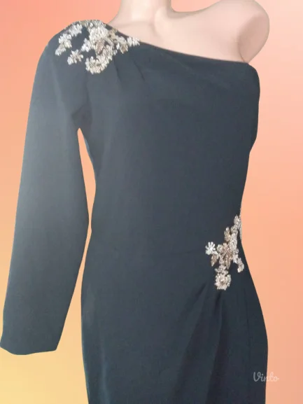 MARCHESA NOTTENOVO-TEGET SVECANA HALJINA XL-XXL