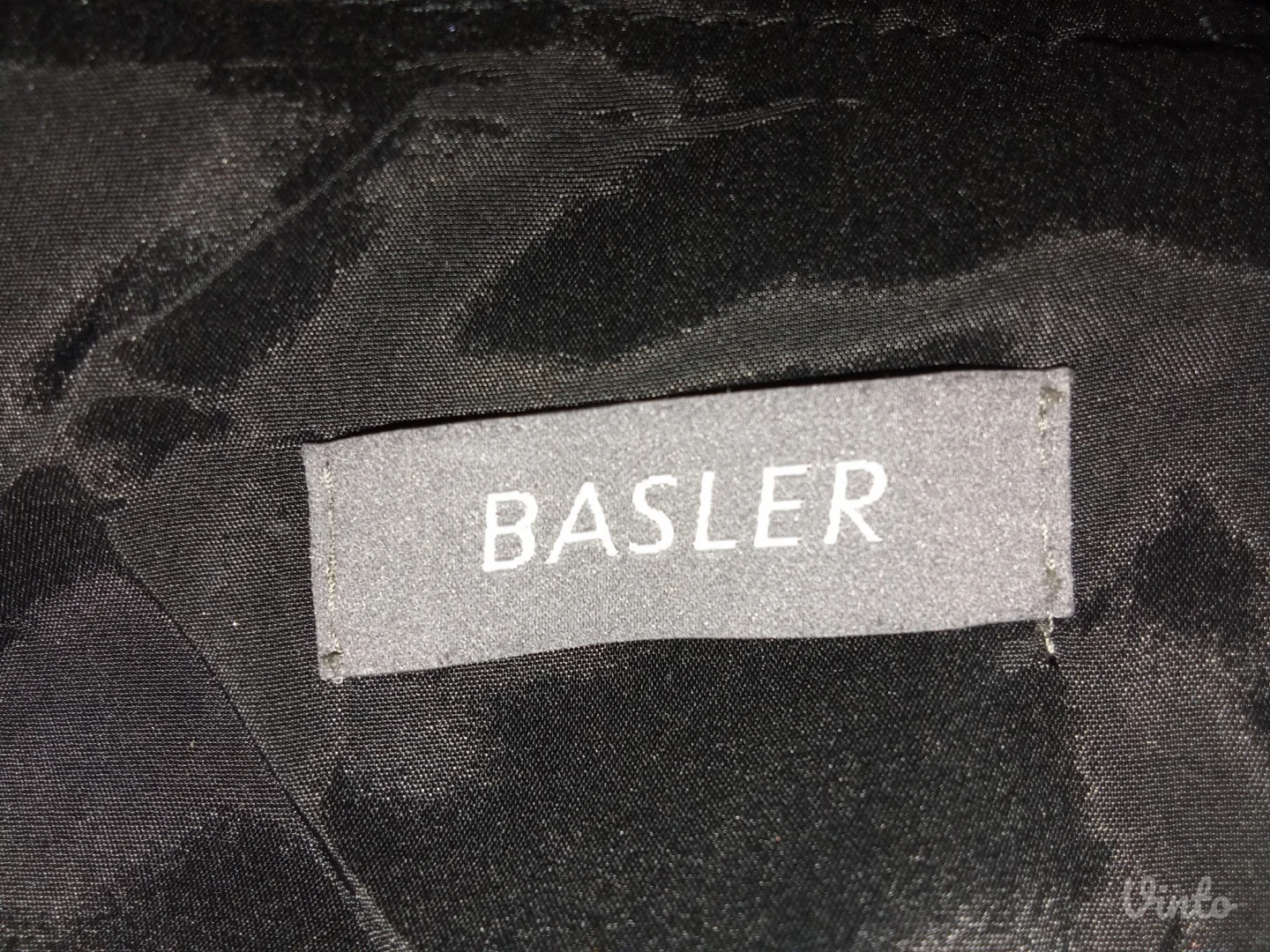 ❤️BASLER❤️NOVO-CRNA KVALITETNA HALJINA 42-L-xl