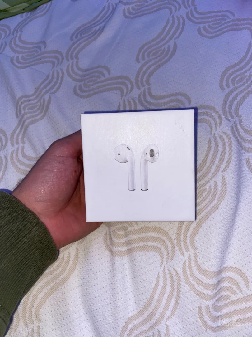 AirPods 2