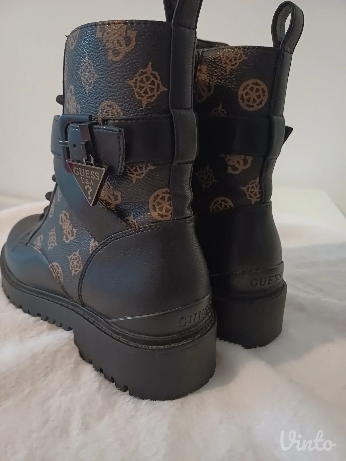 Original Guess cizme,kao nove