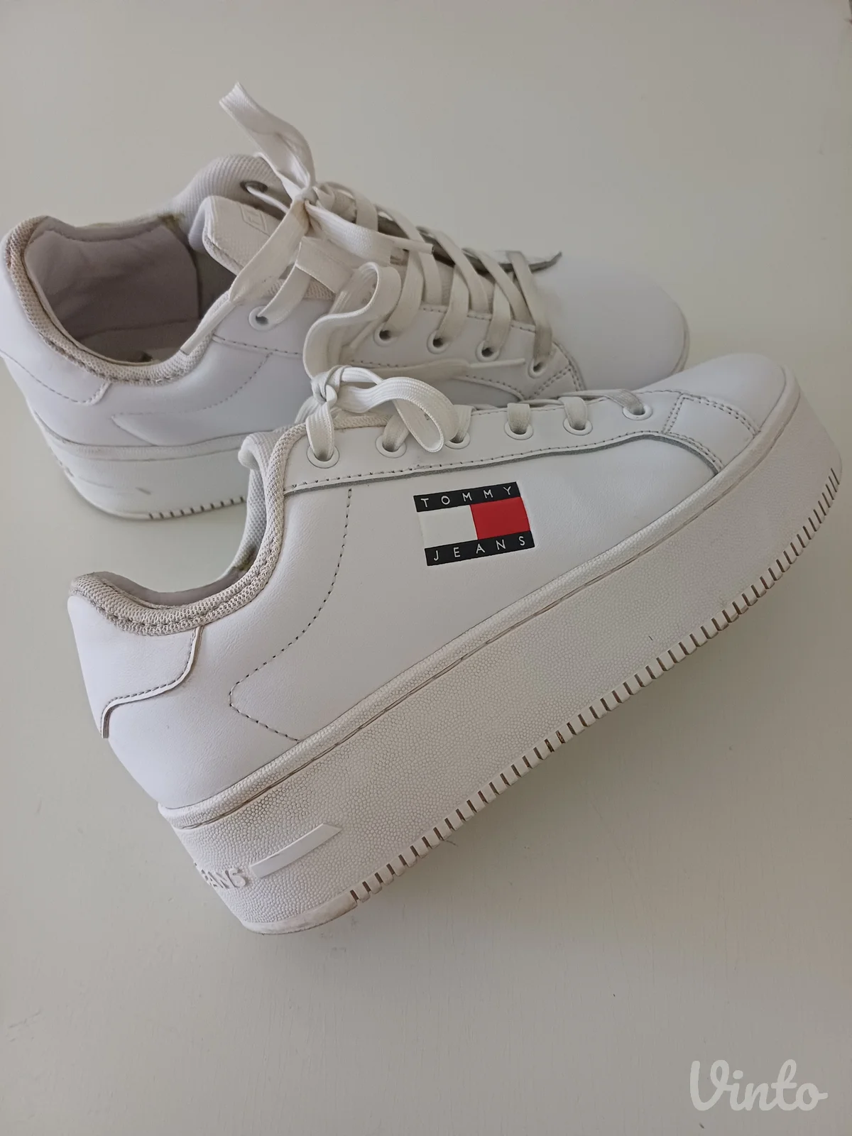 Original Tommy Hilfiger patike,koza