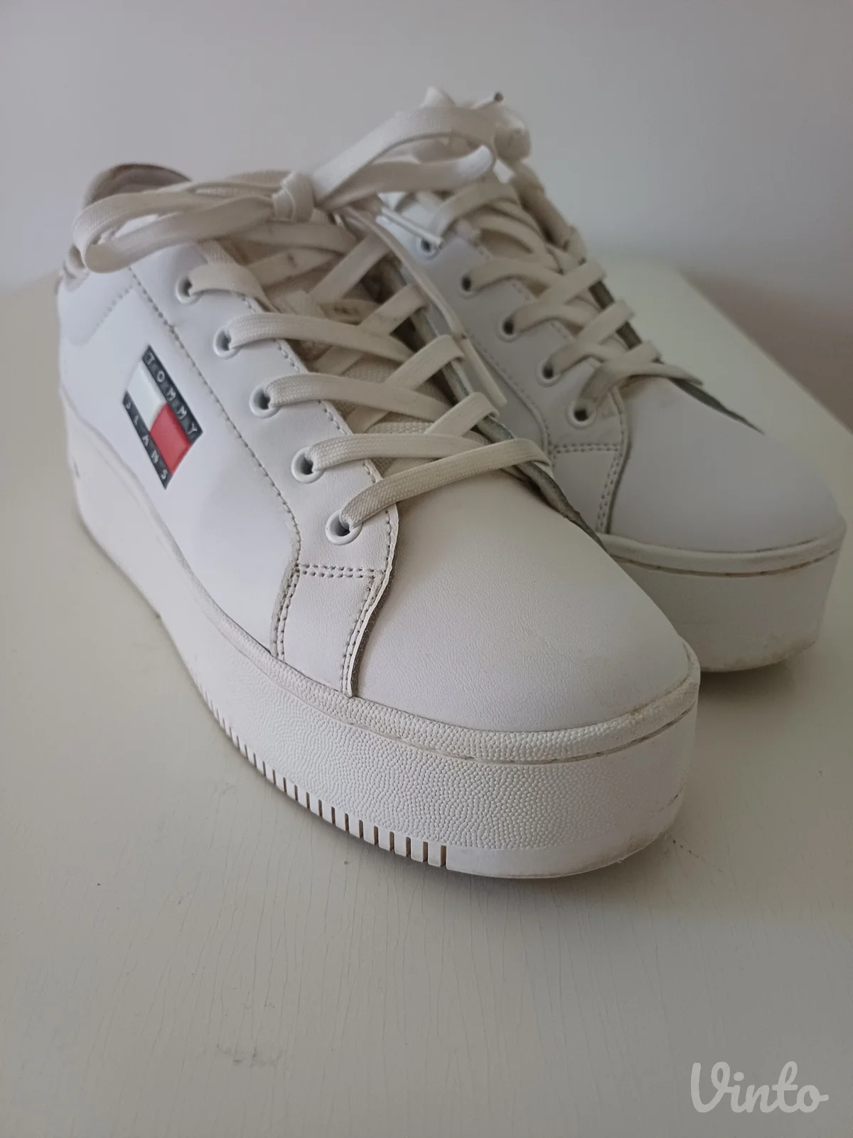 Original Tommy Hilfiger patike,koza