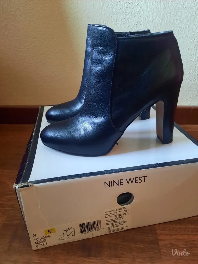 Nine West crne kožne ženske čizmice, broj 39