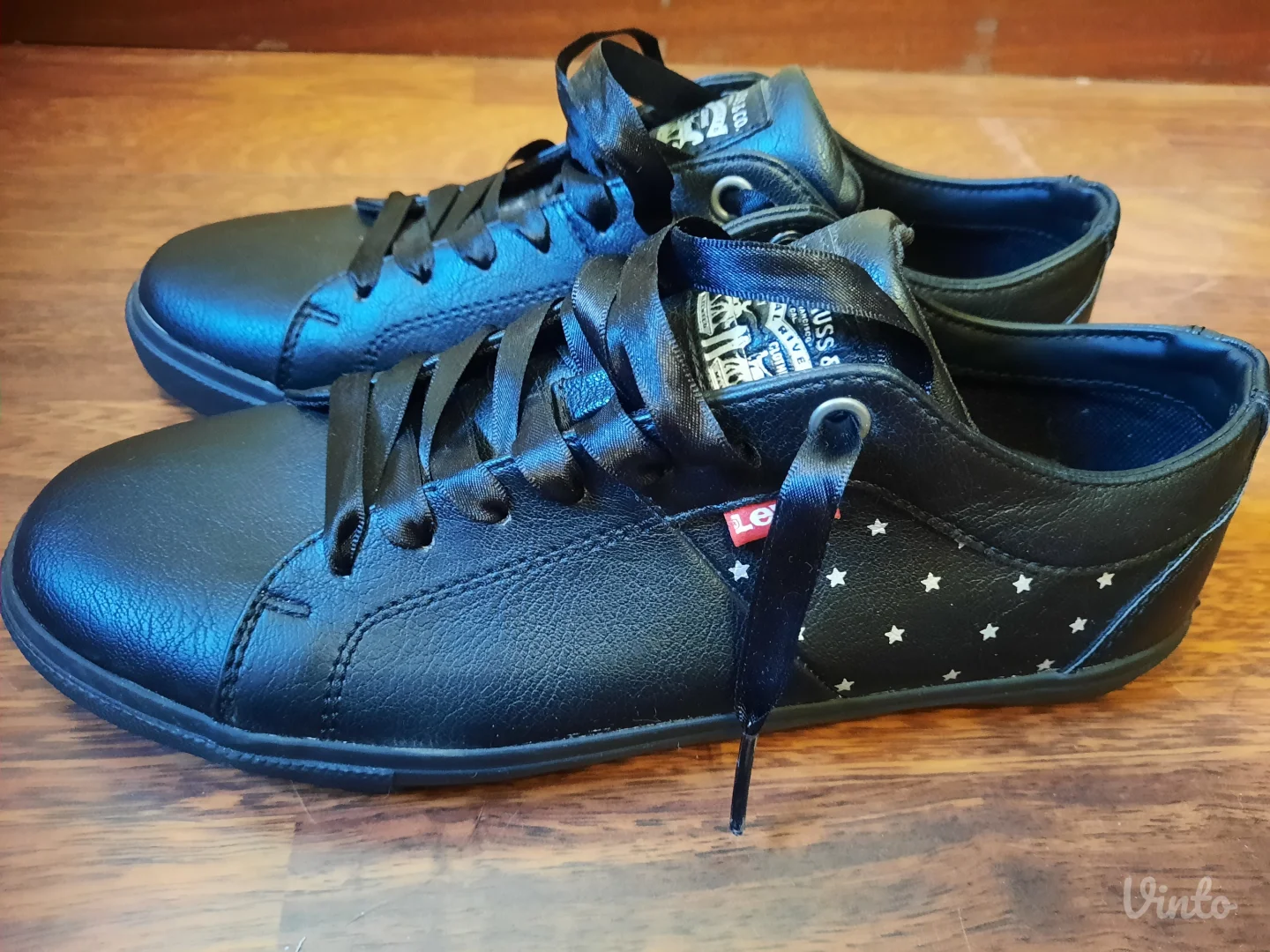 Levi's ženske crne patike, veličina 38