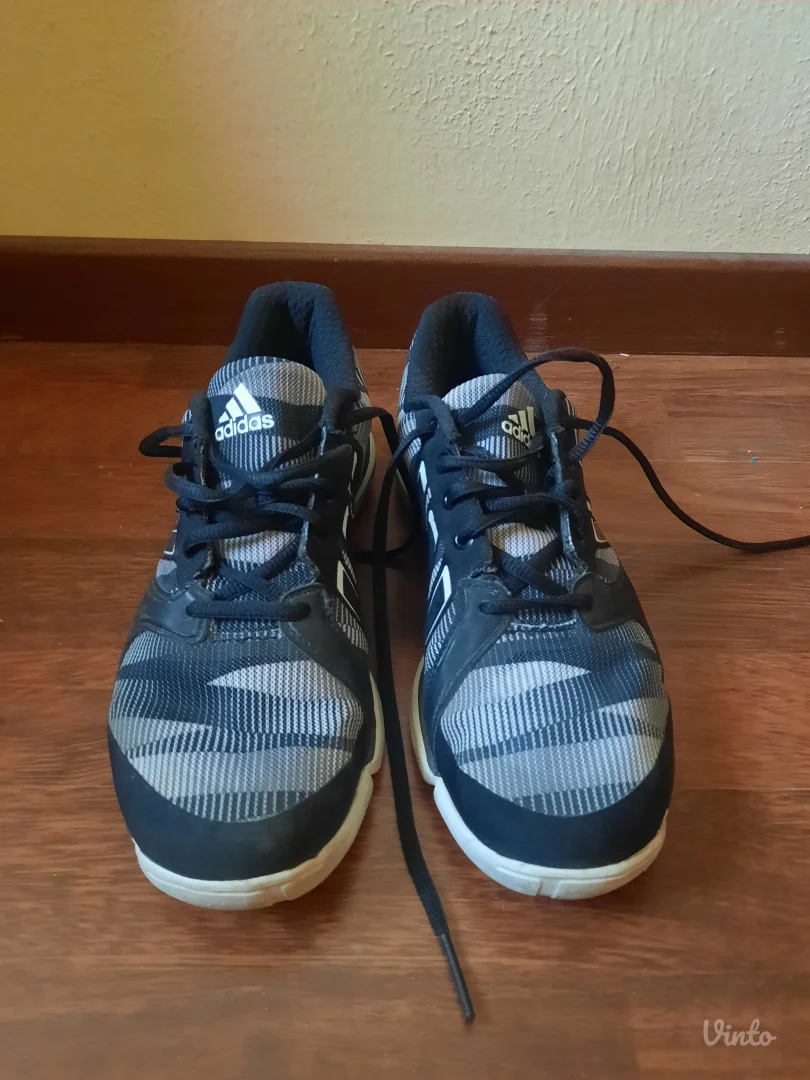 Adidas ženske patike broj 38 2/3