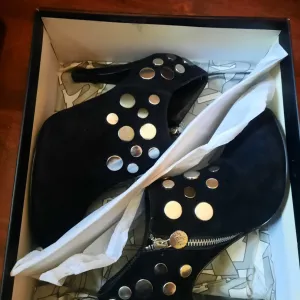 Miss sixty kratke, crne ženske čizmice, broj 39