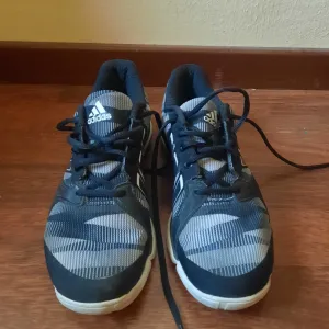 Adidas ženske patike broj 38 2/3