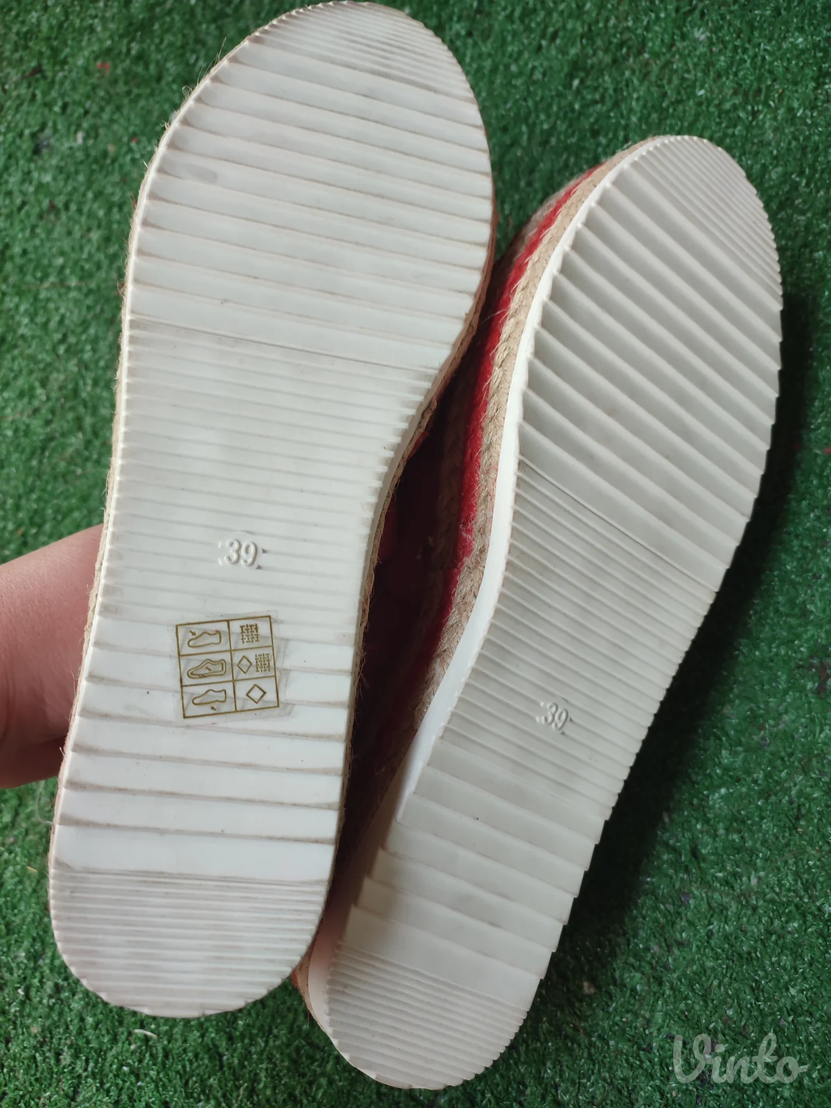 Opposite espadrile