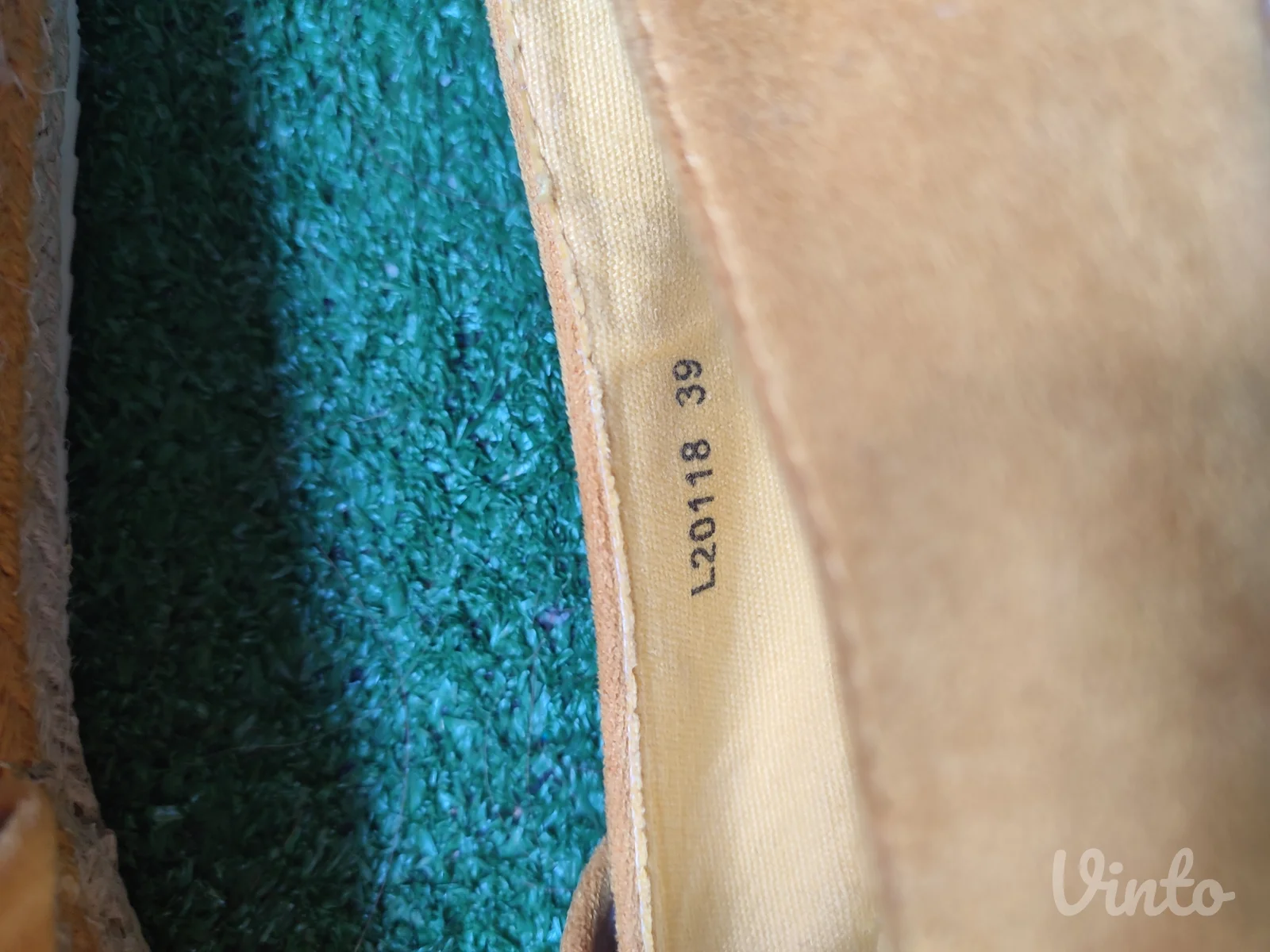 Opposite espadrile