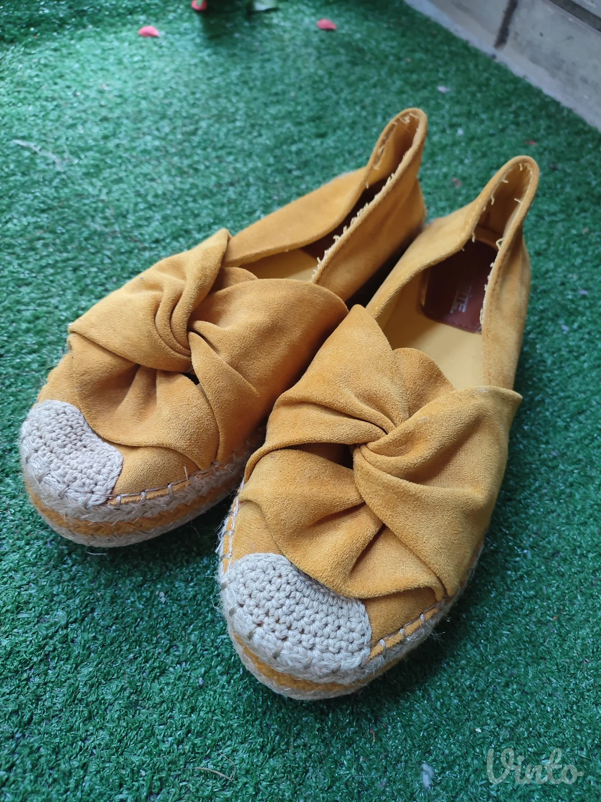 Opposite espadrile