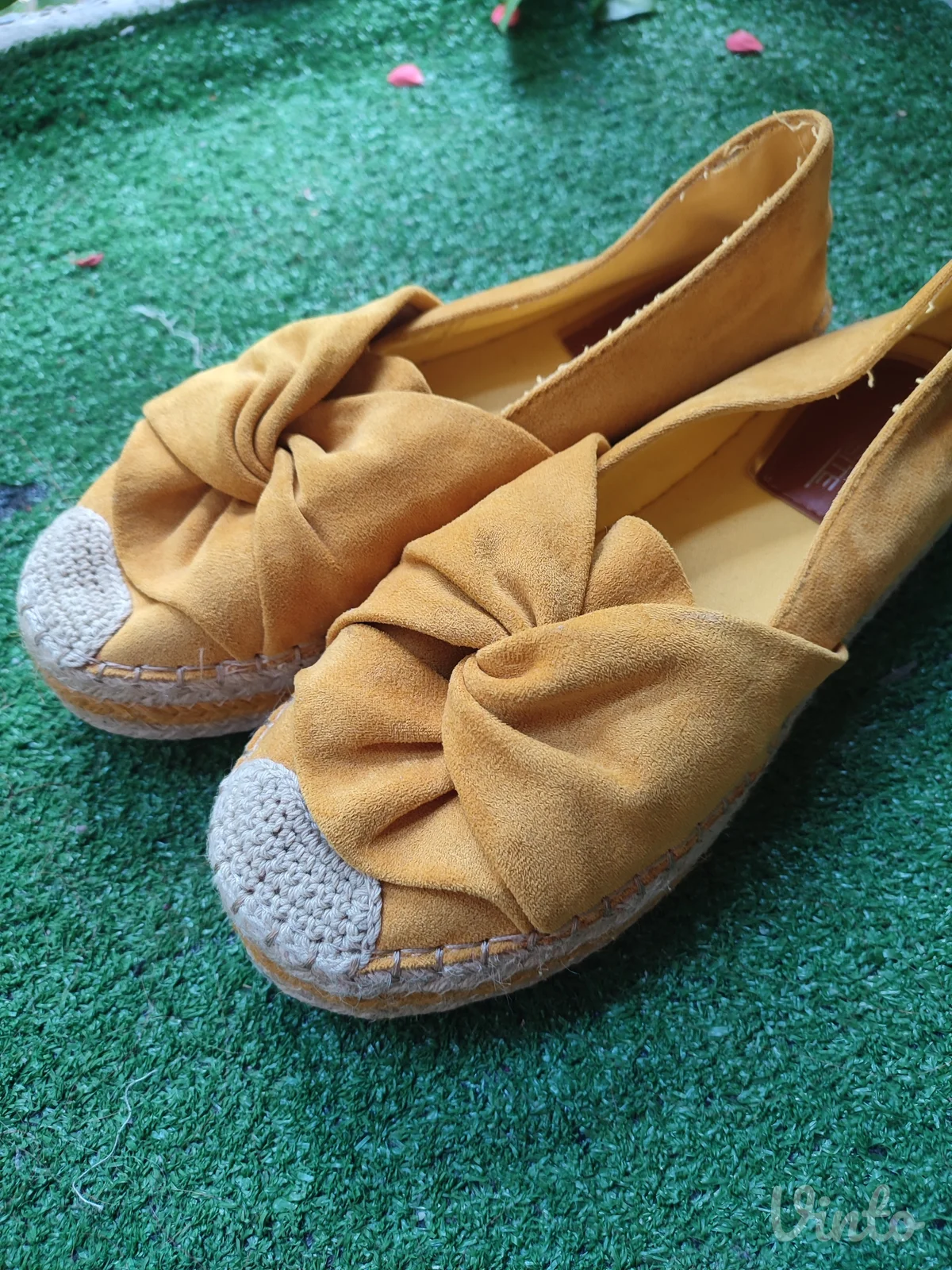 Opposite espadrile