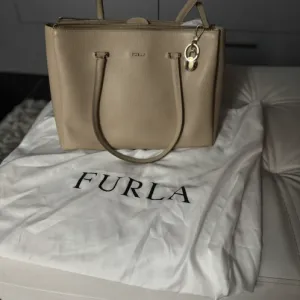 Furla torba original NOVA