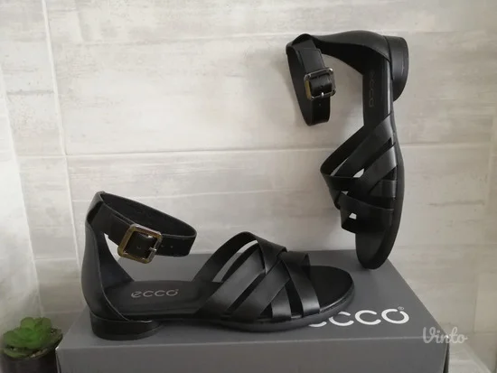 Ecco sandale- nove