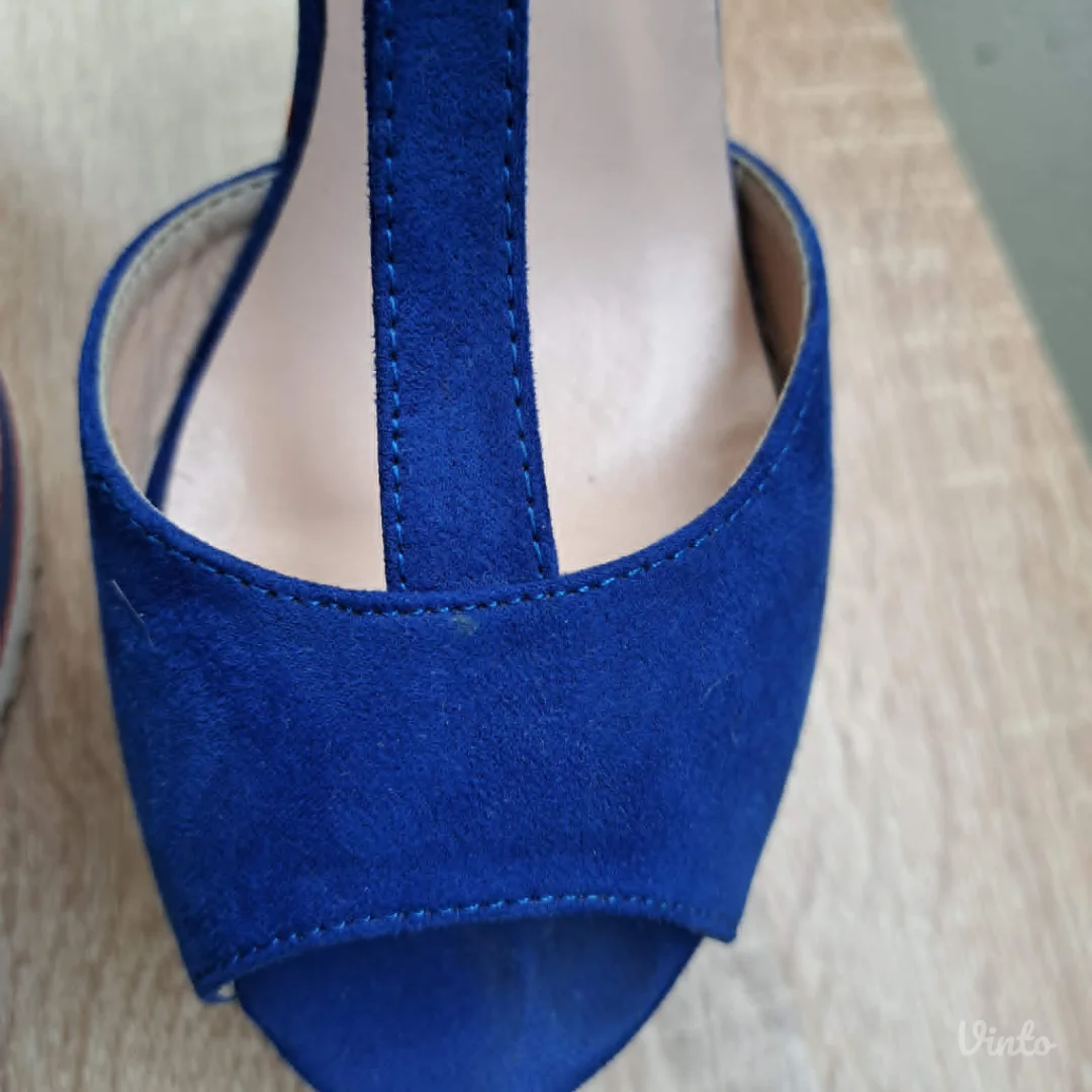 Olromantique royal blue wedge platforme, br. 40, odlično stanje