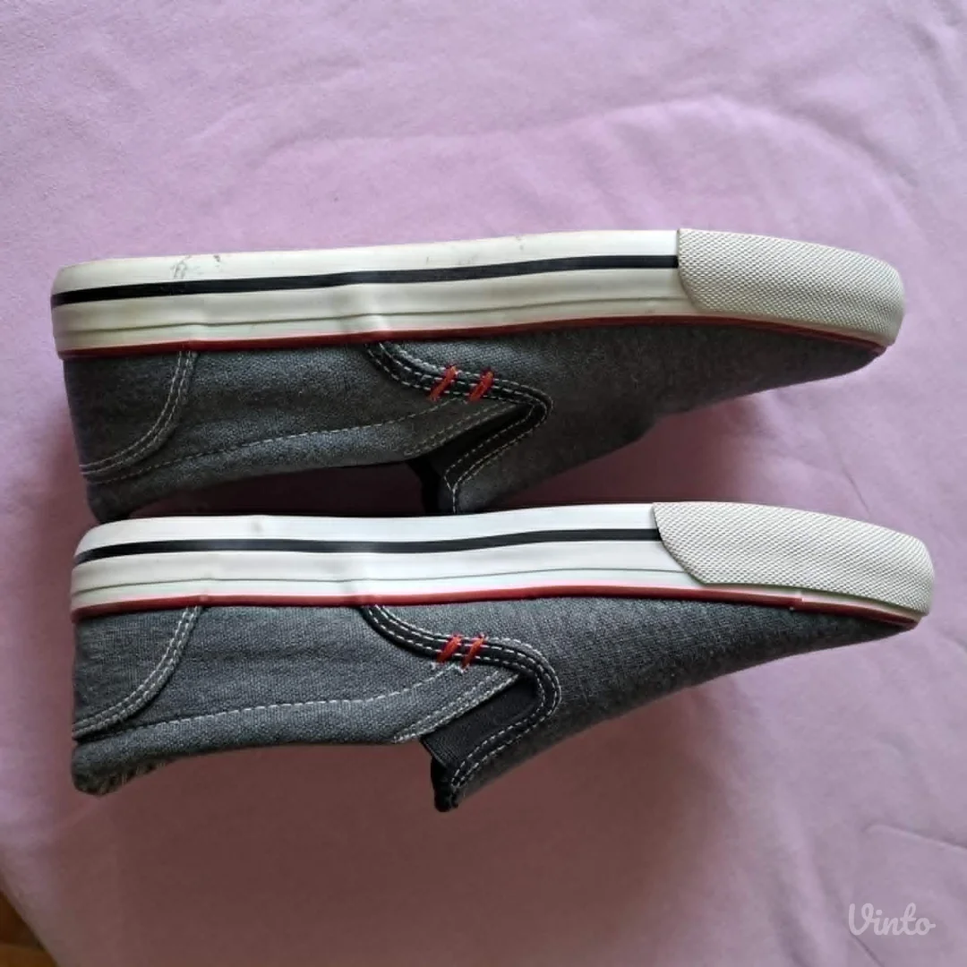 Muške platnene slip-on patike, Walkex, br. 41 — nove, neošene