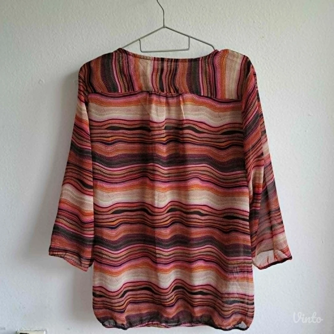 Šifonska bluza Amisu, talasasti print, volani, M/L, kao nova