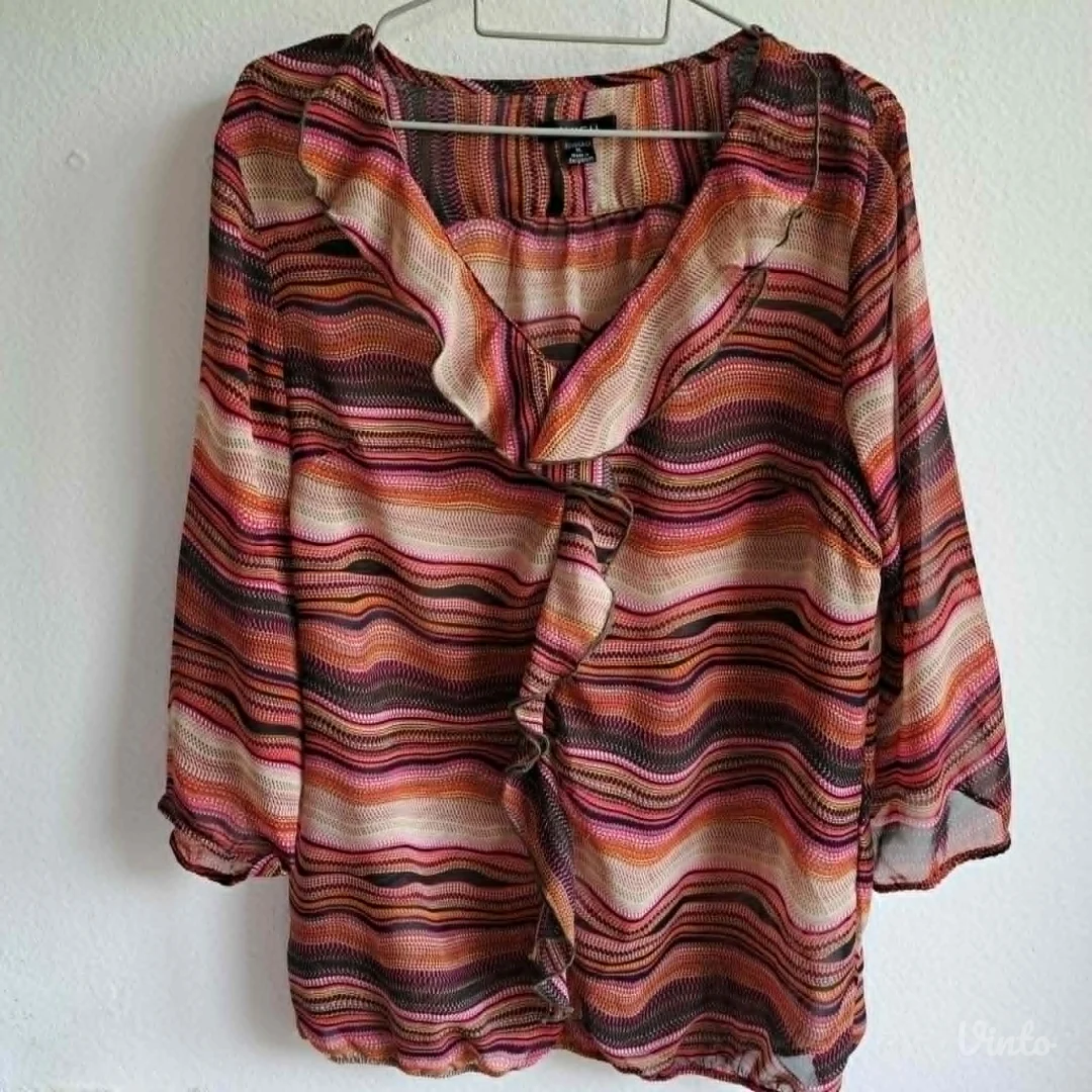 Šifonska bluza Amisu, talasasti print, volani, M/L, kao nova
