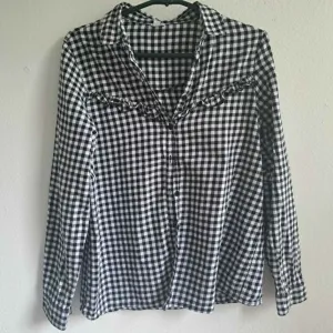 Karirana košulja gingham, OVS, L — odlično stanje