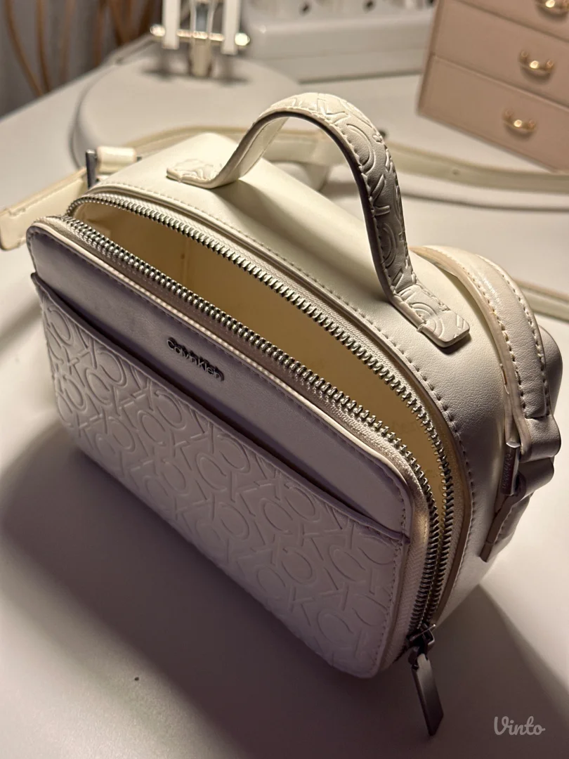 Calvin Klein torbica