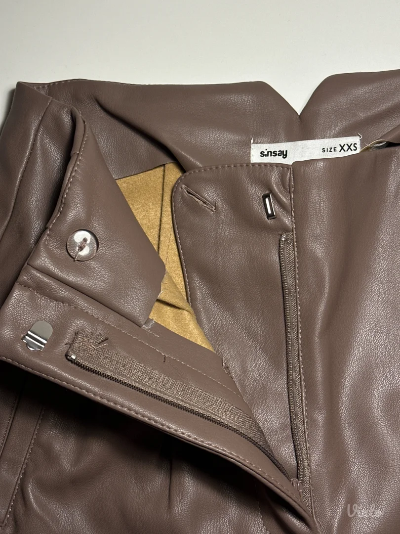 Sinsay kozne pantalone