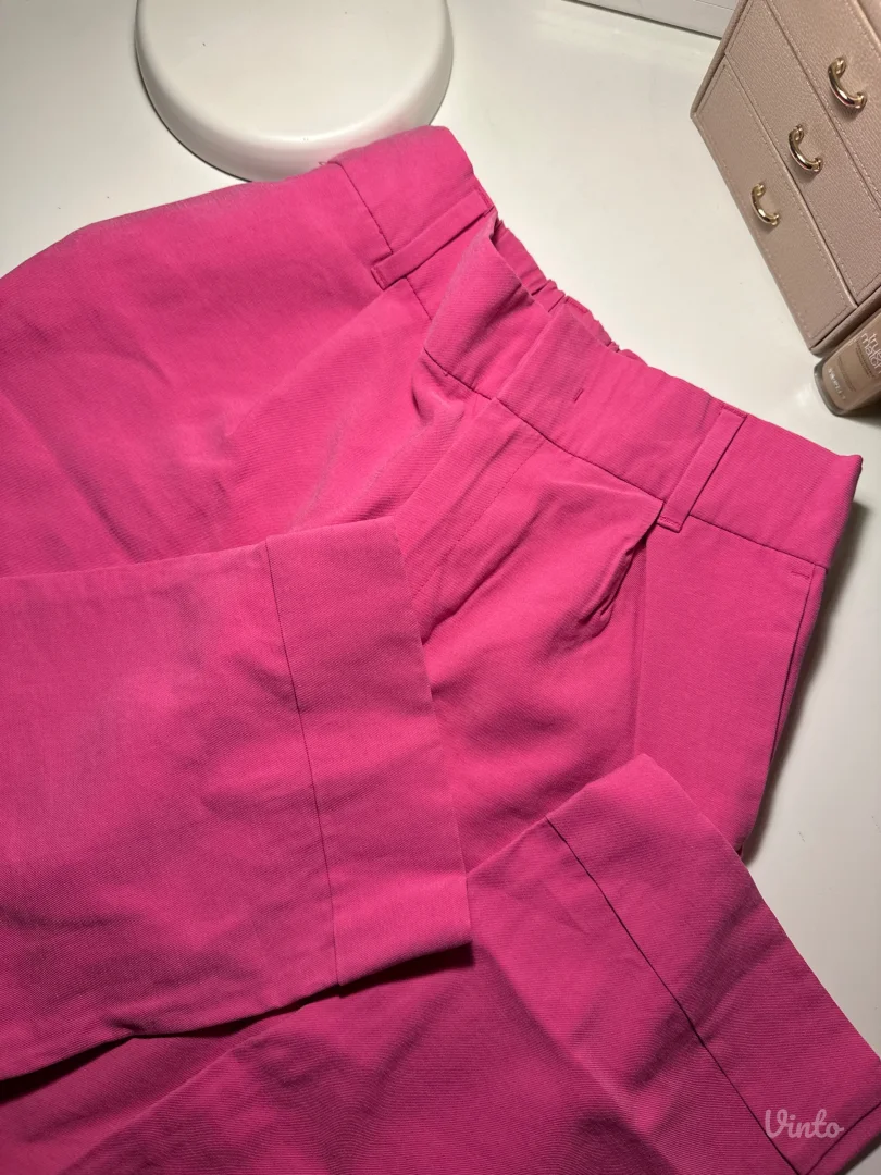 Roze pantalone