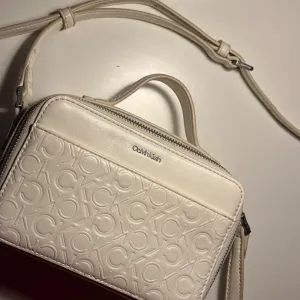 Calvin Klein torbica