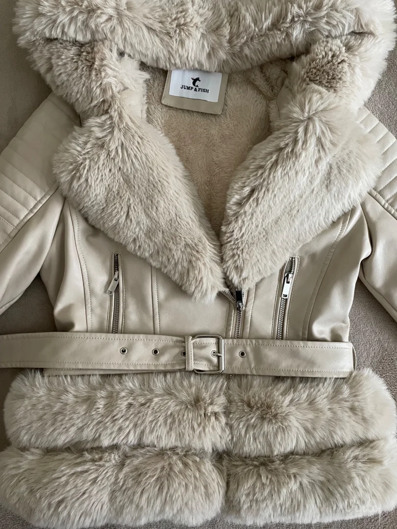 Zimska jakna sa kapuljačom