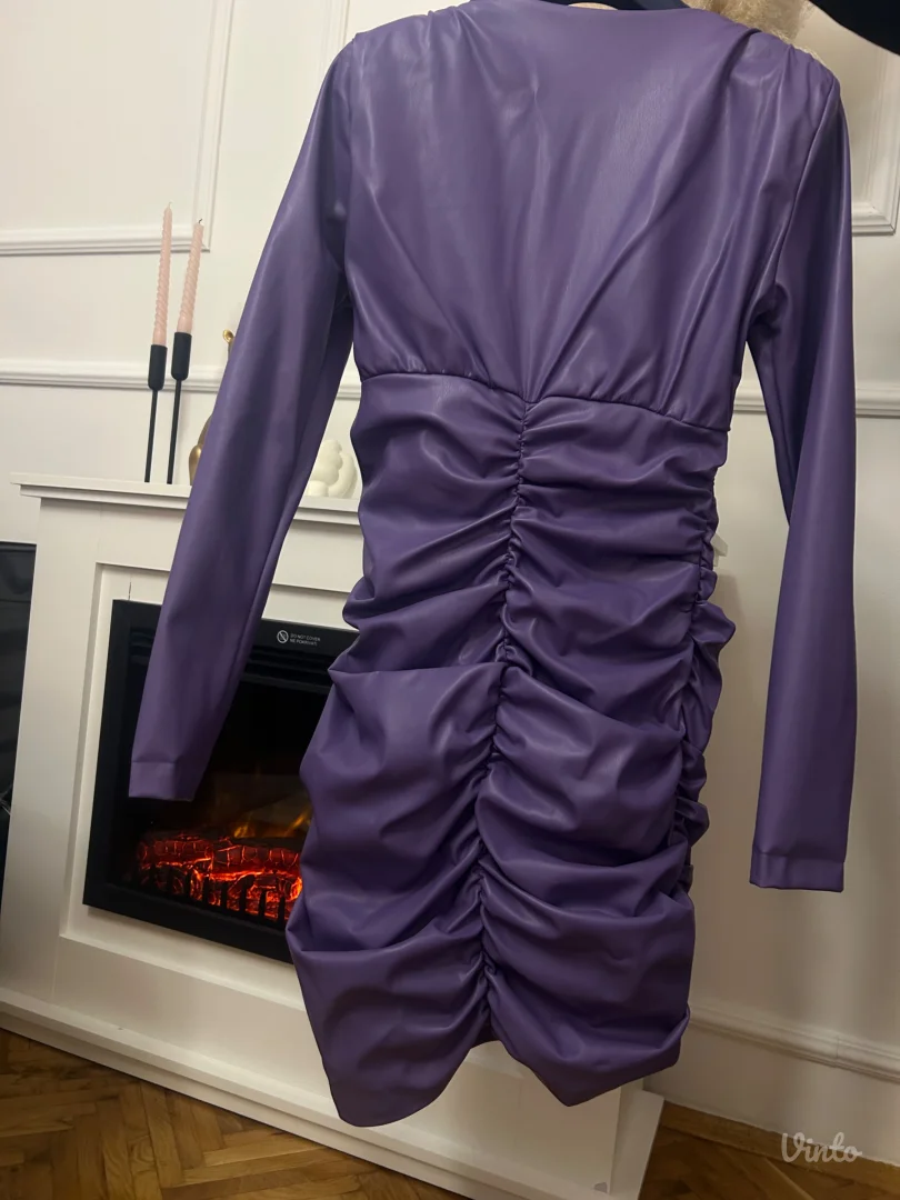 Kožna ljubičasta haljina ZARA