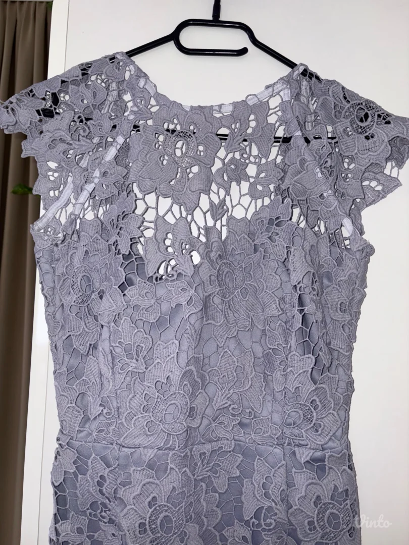 čipkana svečana lila haljina