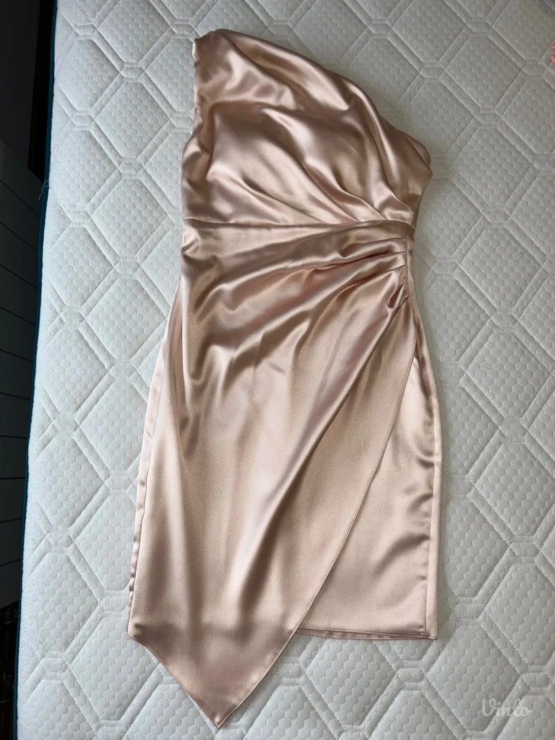 Svetlo roza elegantna haljina