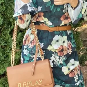 Cvetna haljina zelena S