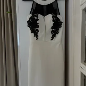 Svečana haljina bela xs/s