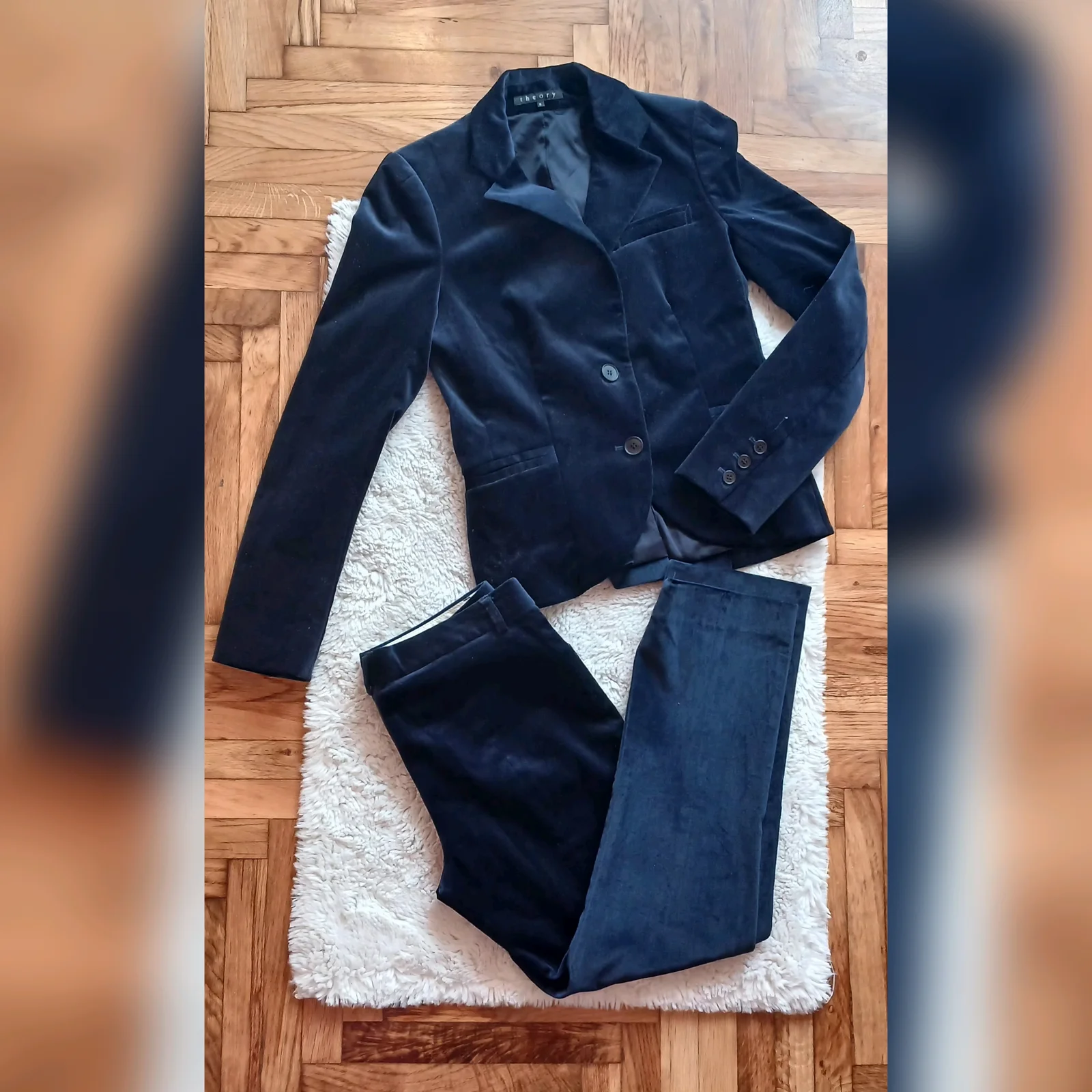 Komplet pantalone I sako
