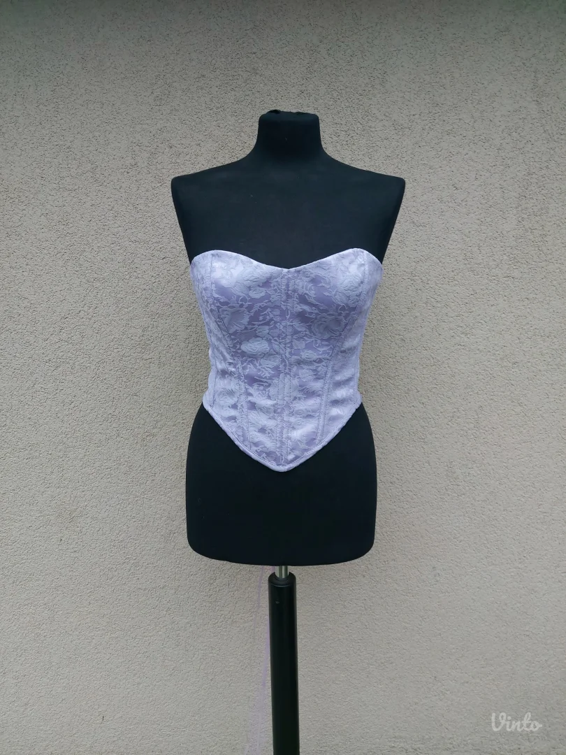 Svetlo ljubičasti korset