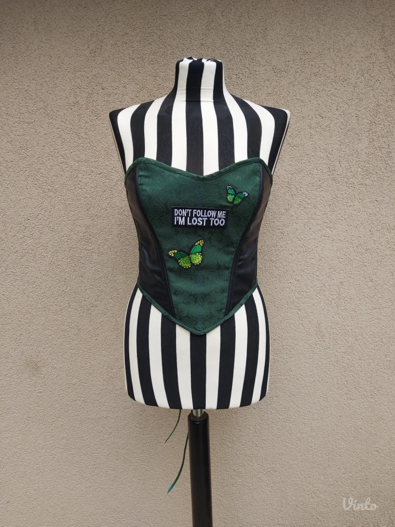 Zeleni Korset sa leptirima